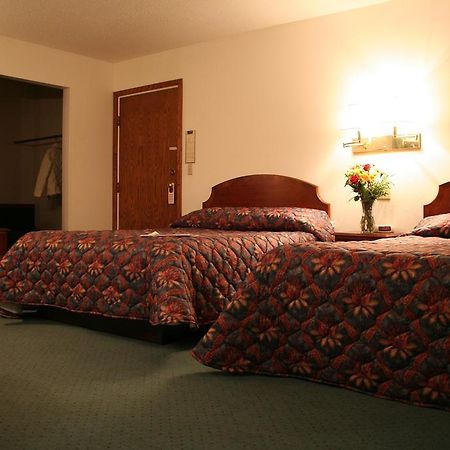 University Inn เซดาร์ฟอลส์ ห้อง รูปภาพ